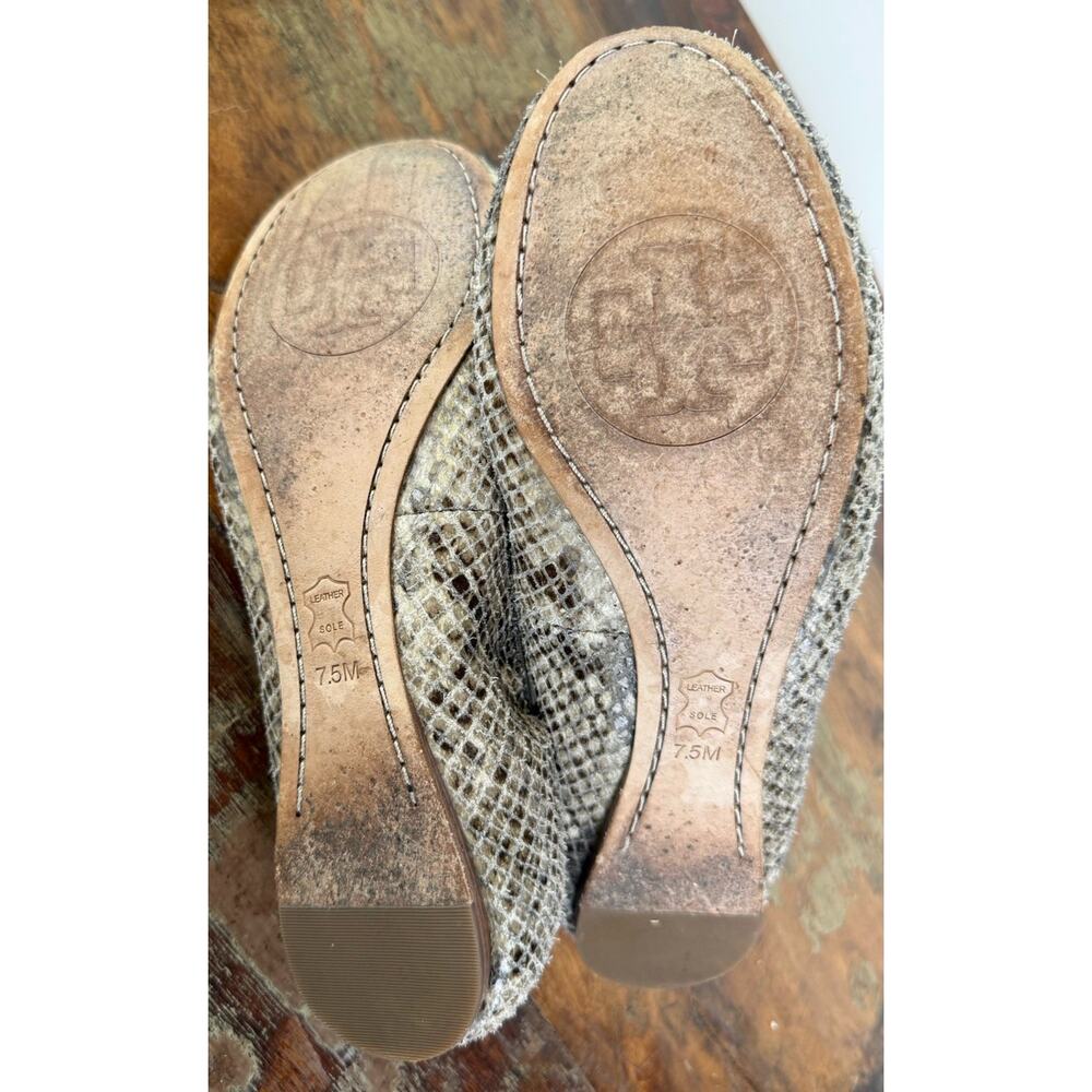 Tory Burch Reva Ballet Flats Haircalf Snakeskin Print Leather Shoes 7.5M Gold - Picture 11 of 16